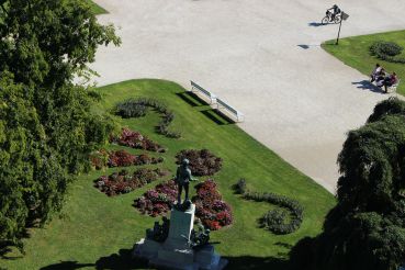 Вид со смотровой площадки дворца