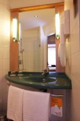 Room with 2 Single Beds