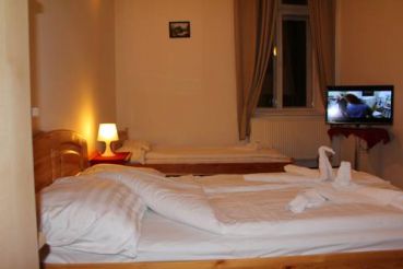 Budapest River Hotel