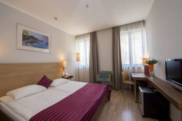 Comfort Double or Twin Room with Extra Bed