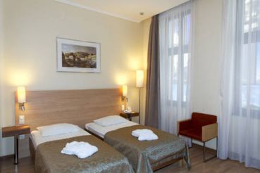 Deluxe Double or Twin Room