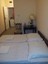 Double Room with Bathtub