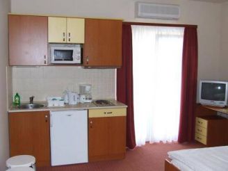 Apartment (2 Adults)