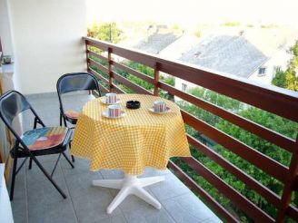 Two-Bedroom Apartment - Aracsi Street 25/a