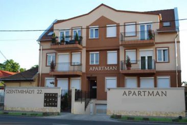 Szentmihályi 22 Apartman
