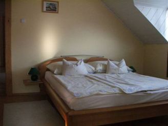 Two-Bedroom Apartment (4 Adults)