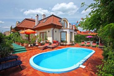 Two-Bedroom Apartment with Pool View