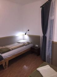 Четырёхместный номер с отдельной ванной комнатой