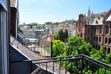 Duplex Apartment with balcony and Parliament view - 1015 Donáti utca 53.