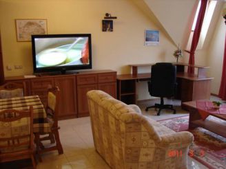 One-Bedroom Apartment (2 Adults)