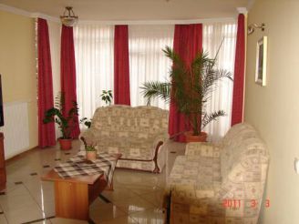 Two-Bedroom Apartment (6 Adults)
