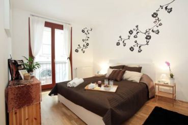 Avantgarde Apartments