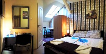 Double Room with Private Bathroom