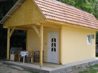 Bungalow with Terrace
