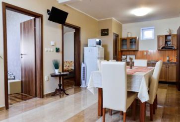 Two-Bedroom Upstairs Apartment with Street View