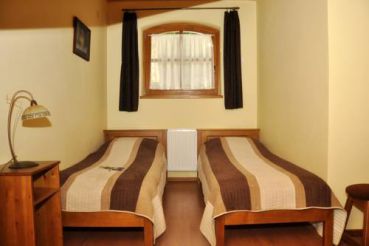 Twin Room with Shared Bathroom