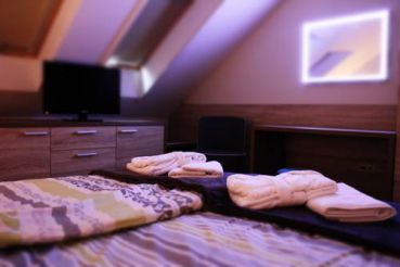 Double or Twin Room with Shower