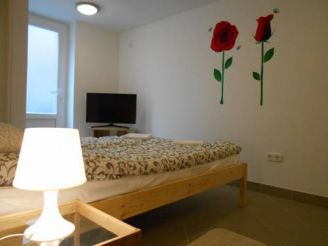 Hostel Vörösmarty