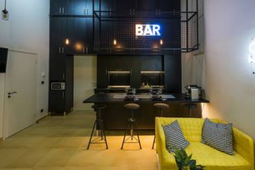 Rusty & BAR Apartments