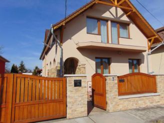 Anna Báthory Apartmanház